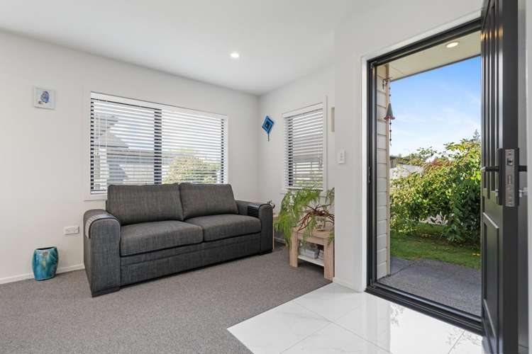 83 Ashmore Park Carterton_6