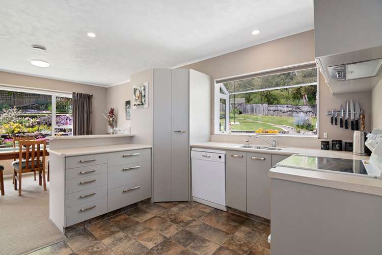 195 The Ridgeway Stoke_12