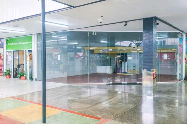 RETAIL OPPORTUNITY IN THE HEART OF MANUREWA