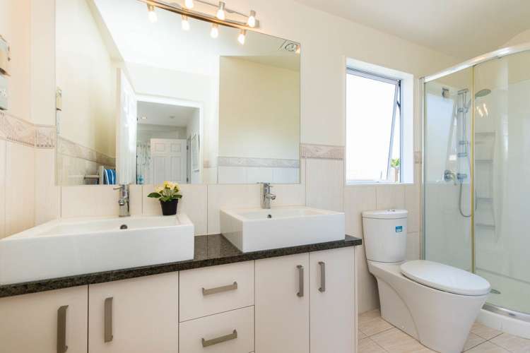 21 Hendry Avenue Hillsborough_11