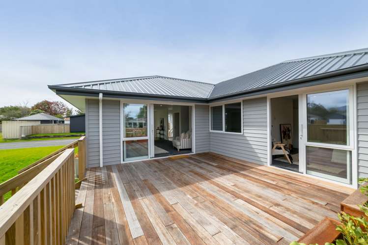 3 Macrocarpa Lane Carterton_12