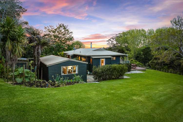 191 Valley Road Waimauku_19