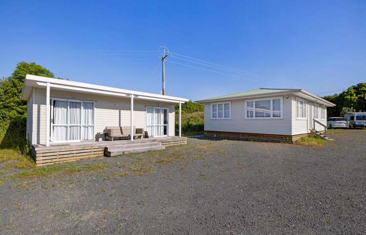 19 Nau Mai Road Raglan_24