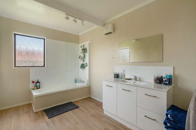 52a Eatwell Avenue Paraparaumu Beach_7