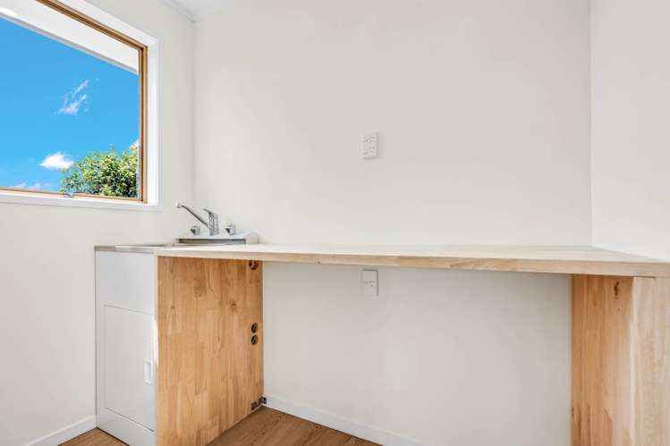 1/93 Archmillen Avenue Pakuranga Heights_13