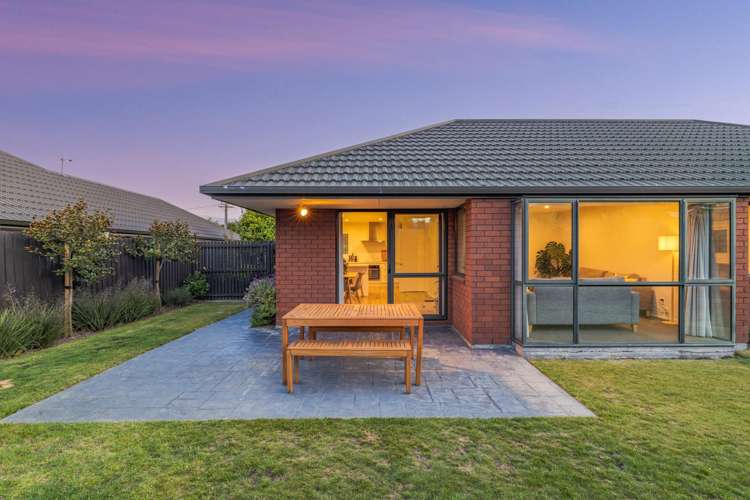 15 Farquhars Road Redwood_27