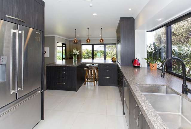 36 Ripiro Drive Baylys Beach_3