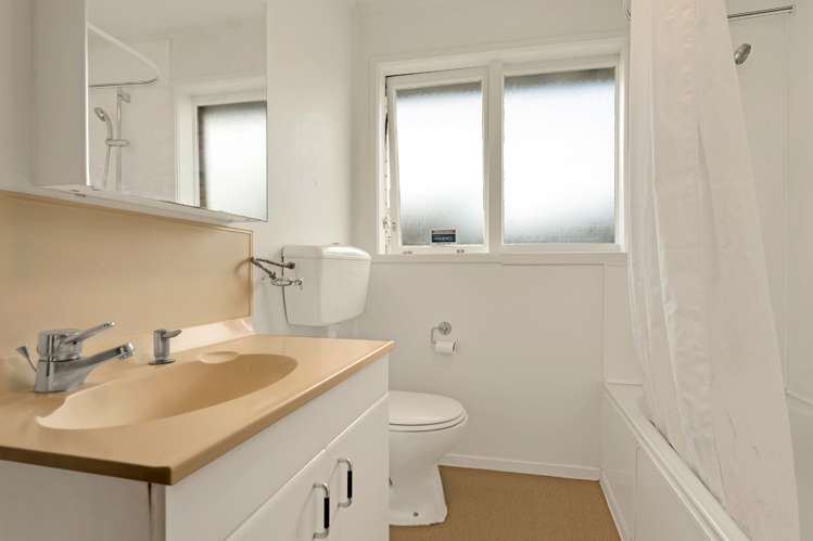 2/1154 New North Road 1727_2