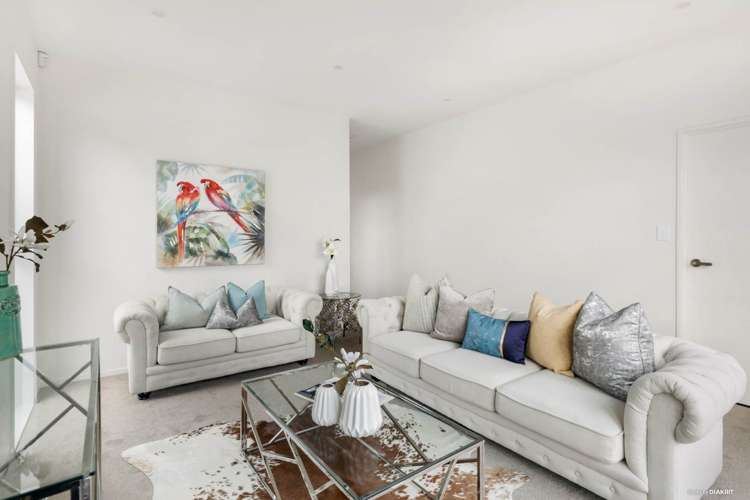 11 Puwha Street Massey_1