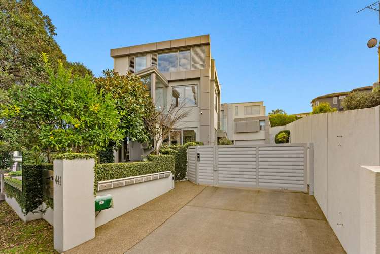 441c Beach Road Mairangi Bay_35