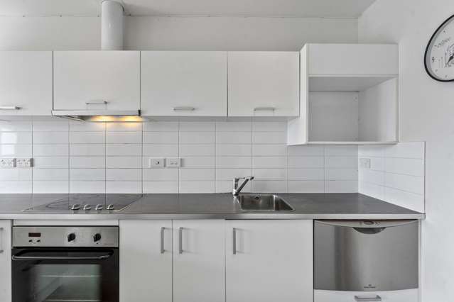 B11/71 Spencer Road Oteha_4