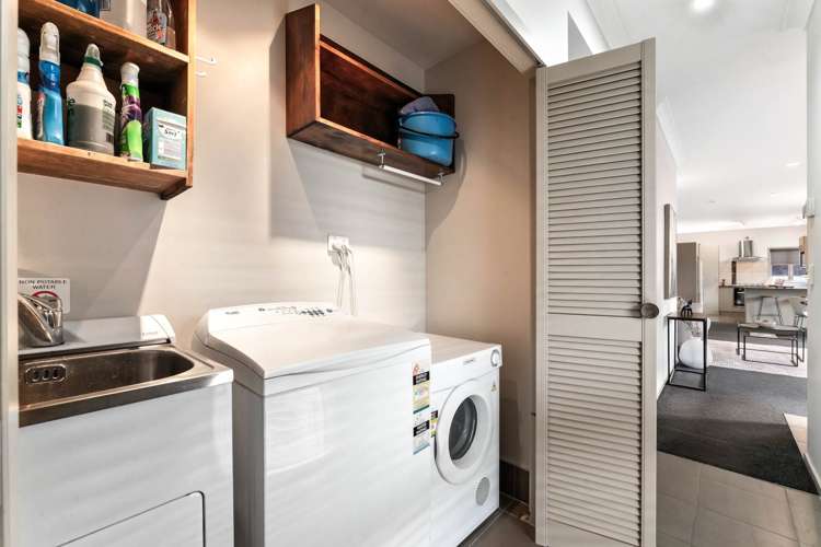 33b View Road Henderson_14