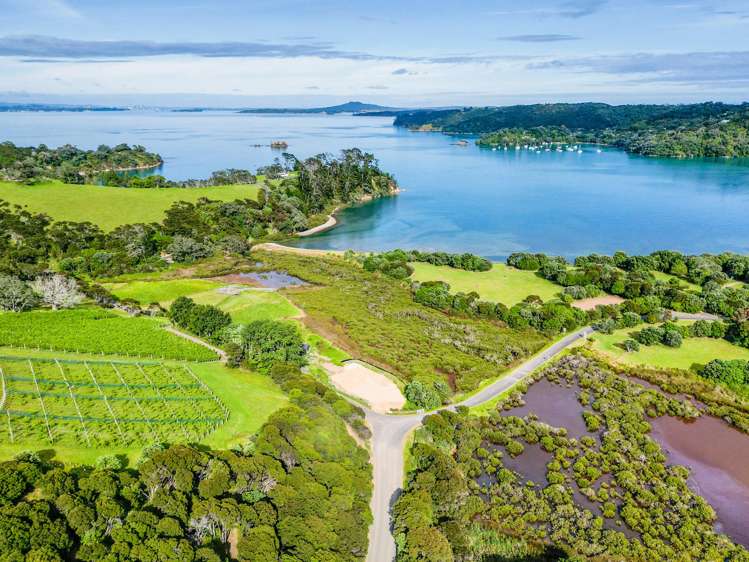 335 Gordons Road Waiheke Island_7