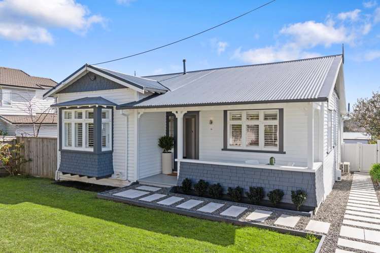38 Aramoana Avenue Devonport_9