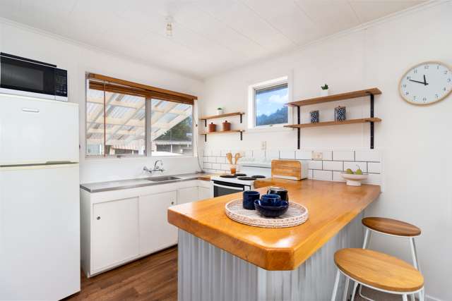 21a Charles Road Hannahs Bay_3