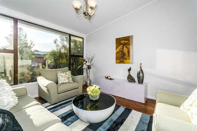 15b Camellia Place Mount Roskill_2