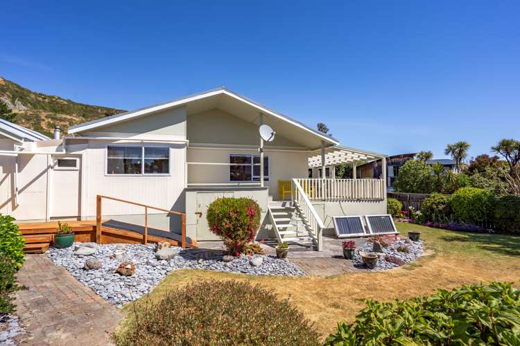 17 Te Miha Crescent Cape Palliser_19