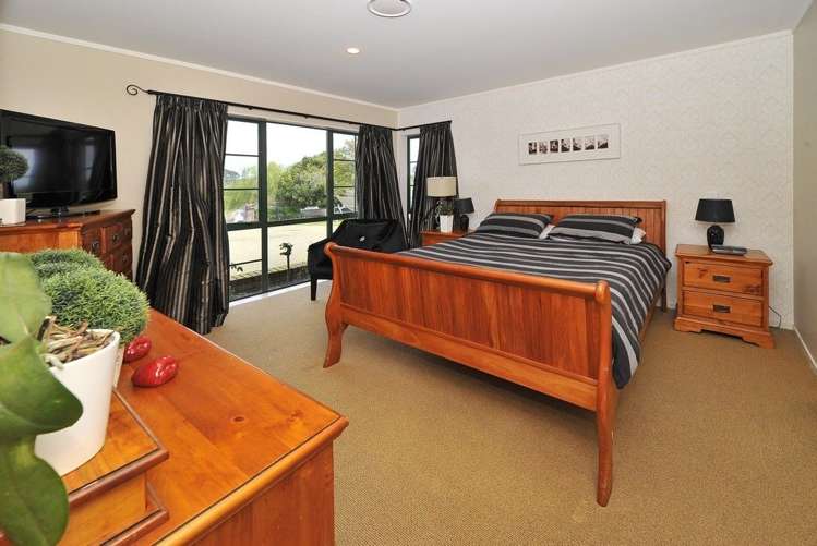 83 Boyd Road Clarks Beach_6