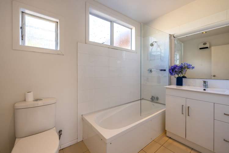 12 Mcmillan Road Omiha_24