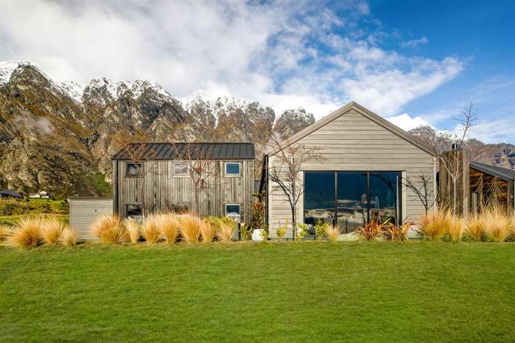 7 Kinross Lane Jacks Point_4