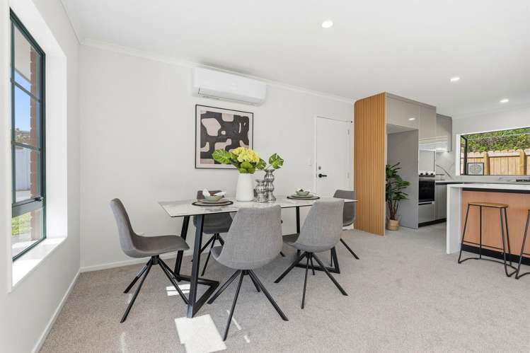 2/11 Roanoke Way Albany_12