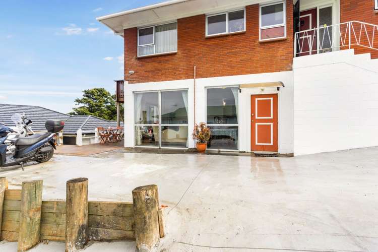 42&42A Ellesmere Crescent Pakuranga Heights_2