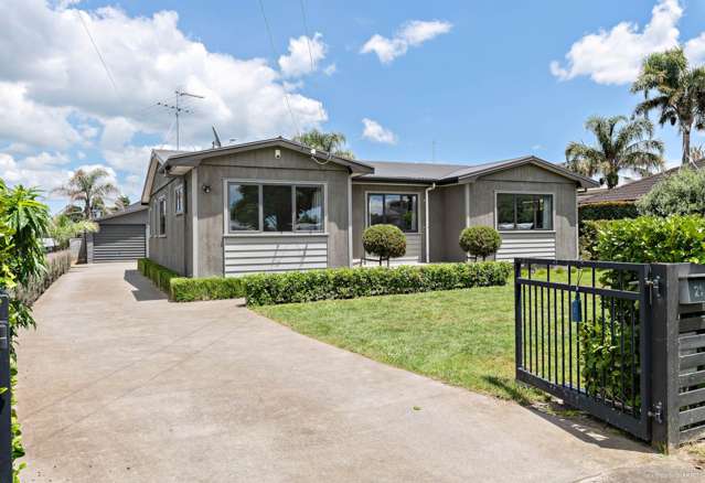 Bright & light, modern family living