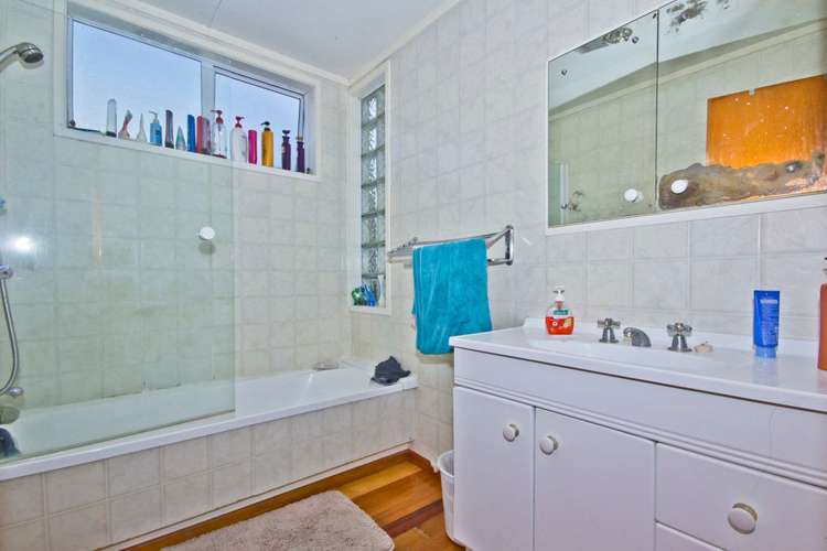 49 Rosier Road Glen Eden_8