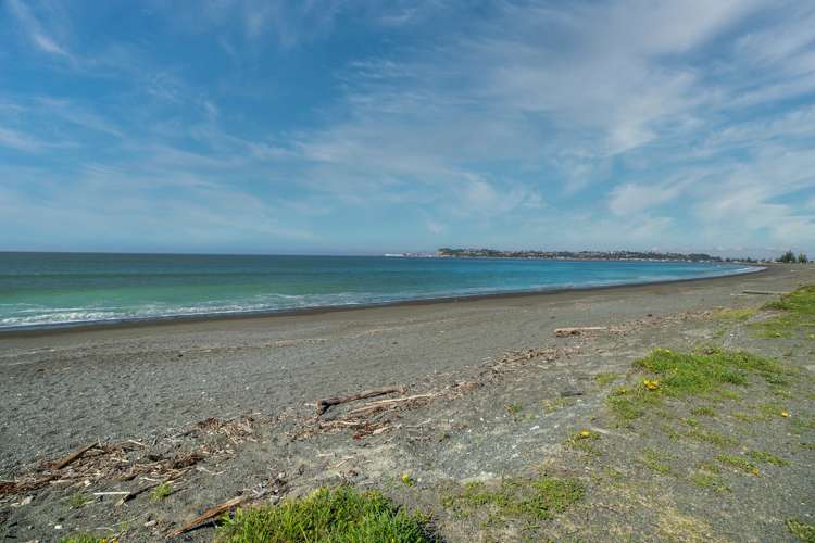 98 The Esplanade Westshore_5