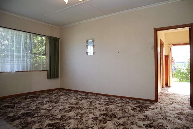 26 Ryley Street Owaka_7