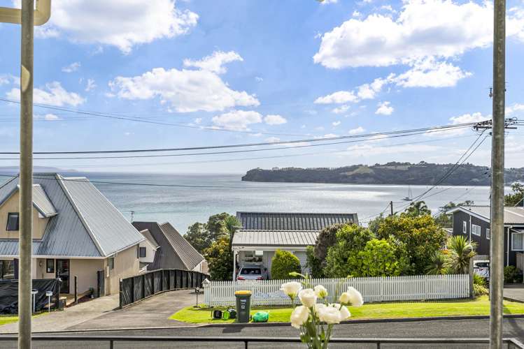 2 Melandra Road Stanmore Bay_15