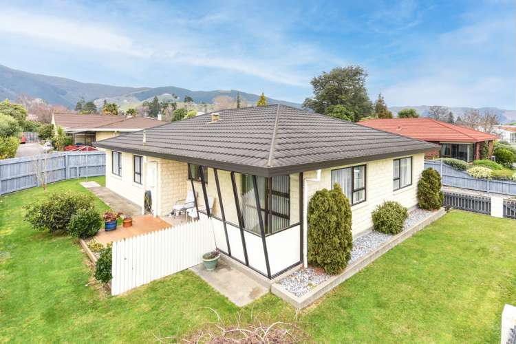 65 Neale Avenue Stoke_13