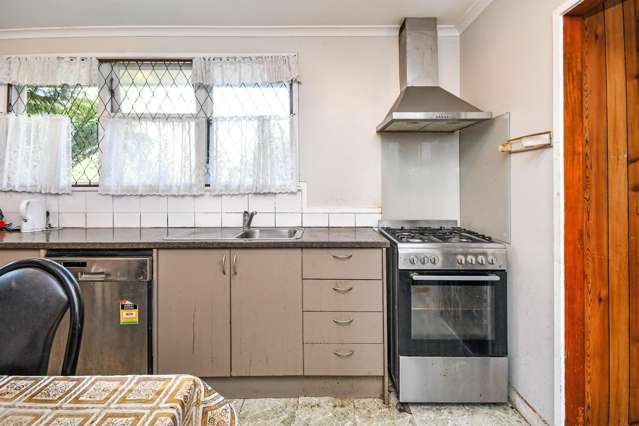 17 Calthorp Close 10672_1