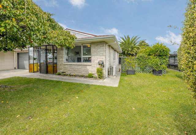 Renovated And Ready - Simply Move In!