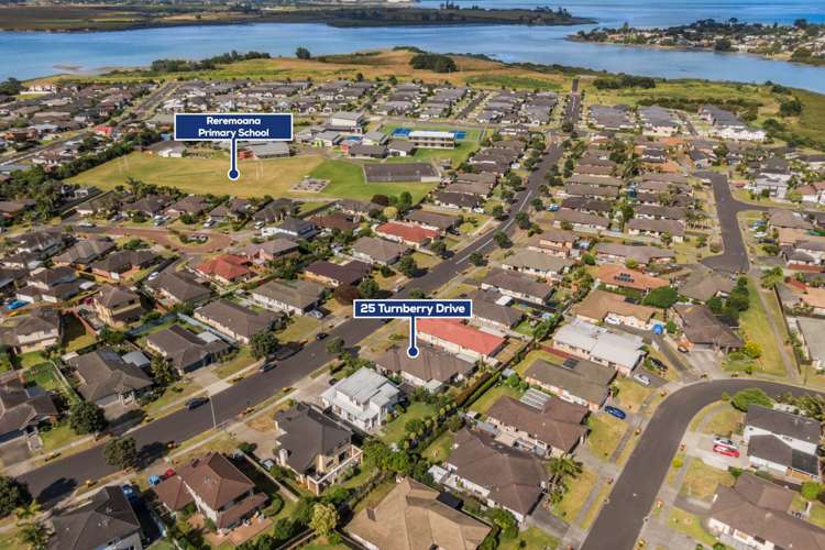 25 Turnberry Drive Wattle Downs_19