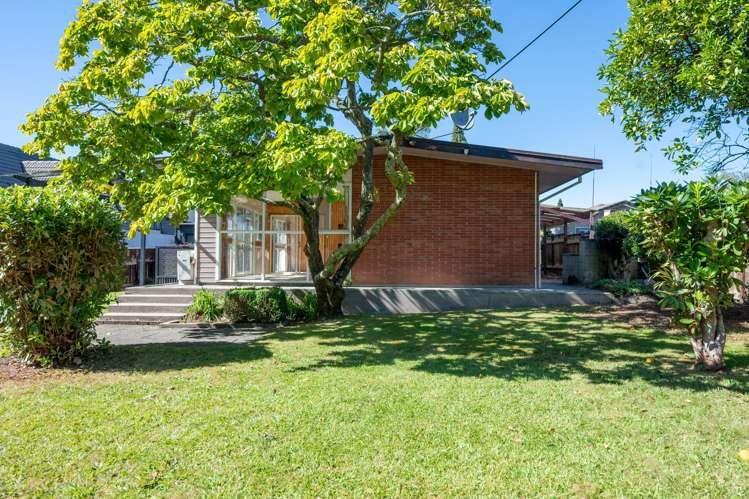 10 Wylie Street Glenholme_17