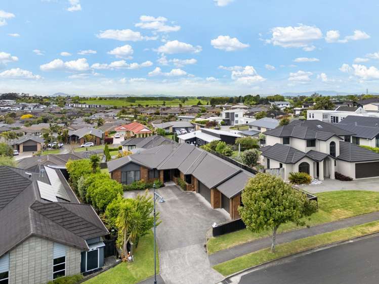 57 Somerton Drive Huntington_23