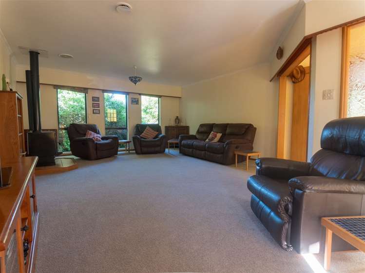 238 Eighty Eight Valley Road Wakefield_34