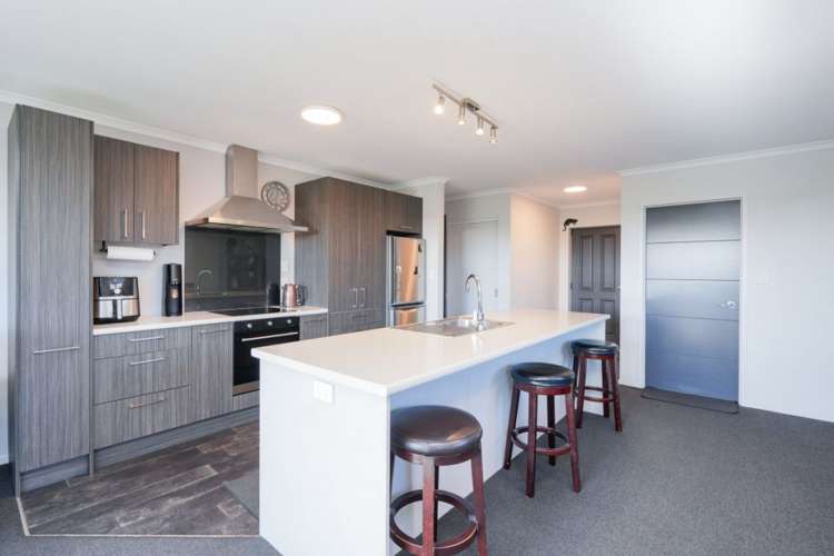 3 Hinton Court_2