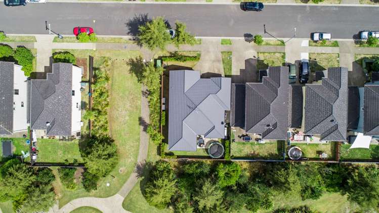 153 Landing Drive Pyes Pa_15