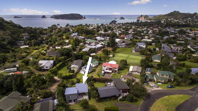 24 Grierson Close Hahei_10