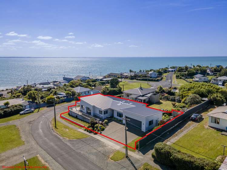 9 Violet Street Riverton_23