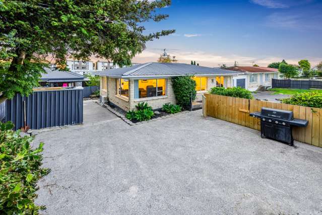 Hot Property: Act Fast!