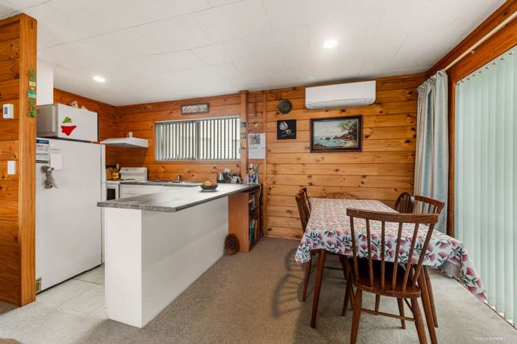 2A Mossop Rise Glenfield_5