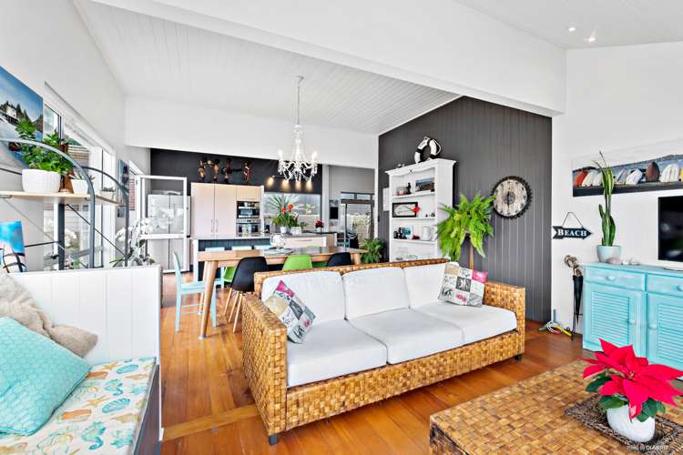 56 The Parade Bucklands Beach_10