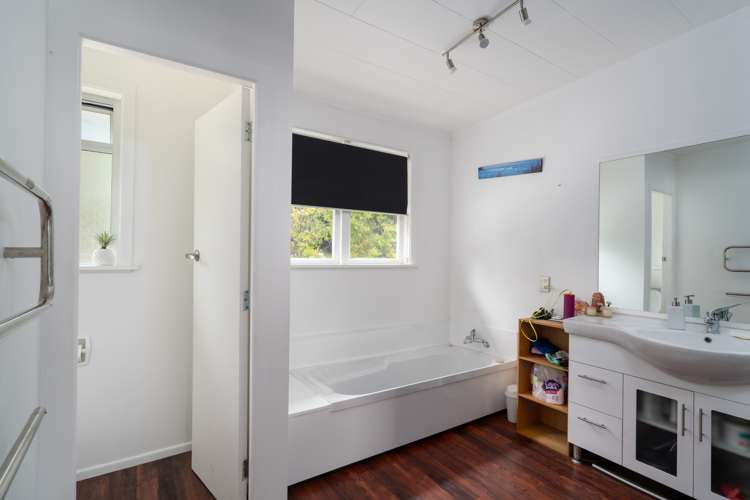 2/237 Rifle Range Road Tauhara_9