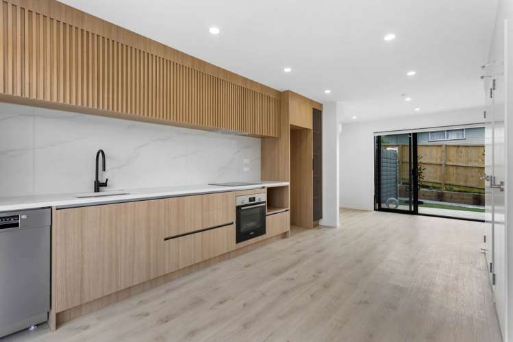 5/36 Fairdale Place Birkdale_5