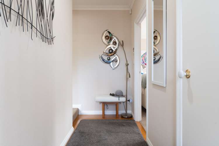 2 Dunsford Mews Hamilton Central_17