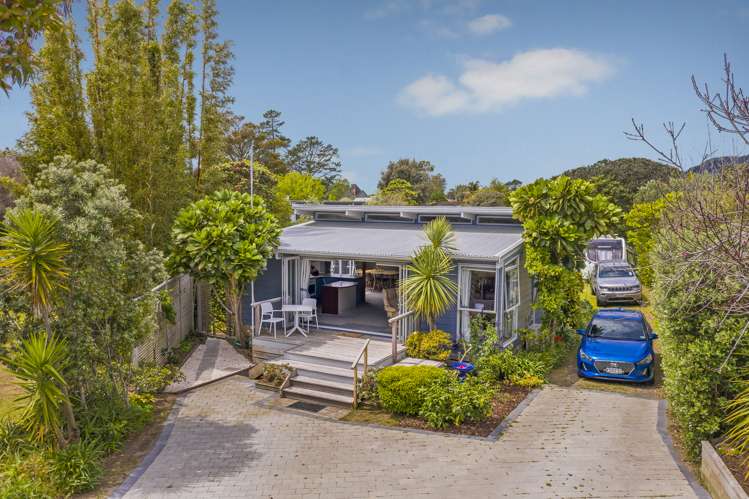 27 Dunlop Drive Pauanui_3