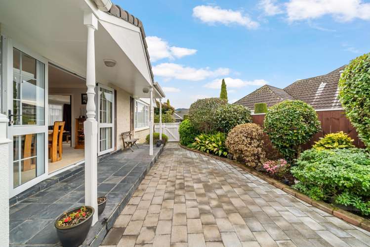 19 Comeskey Grove Elderslea_15